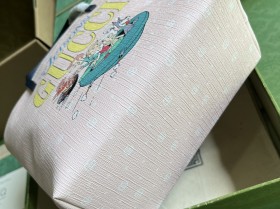 GUCCI 古奇配全套原廠綠盒包裝 兒童印花購物包￥880