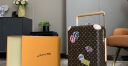 LV路易威登潮人定制 限量版Horizon 55 厘米四輪拉桿箱5280.00