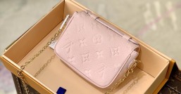 原單M81389玫瑰粉  Micro Métis 鏈條包取材柔軟的 Monogram Empreinte 皮革LV 路易斯·威登￥1480