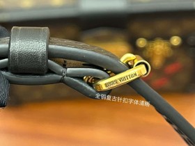 LV高仿包 M44199 Petite Malle 盒子包禮品袋A級出品¥2,480.00
