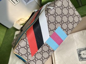 可以留給女兒用的兒童包GUUCCCI 古奇￥880