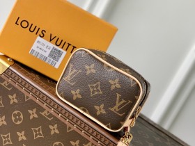 LV 路易斯·威登原單M81339老花化妝包 Spring in the City膠囊繫列￥ 780