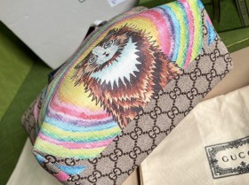 GUUCCCI 古奇 兒童包 型號 410812尺寸 21*20*10cm ￥880