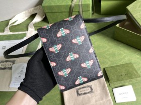 GUCCI 古奇 全套原廠綠盒包裝 G家最新手機包￥1280