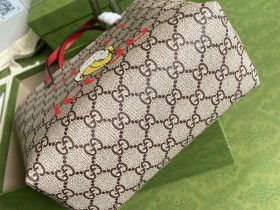 GUUCCCI 古奇大人小孩拎都是回頭率很高很高的兒童包￥880