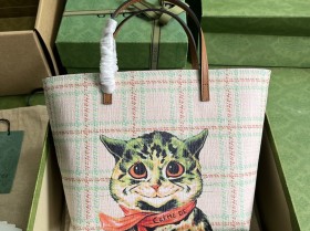 GUUCCCI型號 410812尺寸 21*20*10cm 顏色 棕色 貓咪印花 古奇￥880
