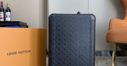 LV路易威登HORIZON 四輪拉桿箱¥5480.00