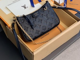 LV M81066 黑色 Easy Pouch On Strap 手袋 路易斯·威登￥1480