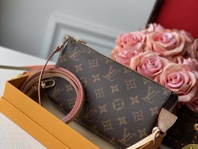 原單 M40712老花 帆佈制成的一款小巧輕便的手袋LV 路易斯·威登￥ 780