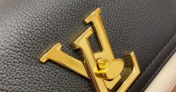 Louis Vuitton LV高仿包 Lockme Tender Bag M58557黑色整套包裝正品統一¥2,480.00