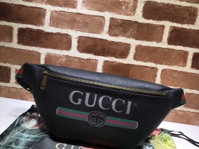 GUCCI 古奇原單貨 實物實拍 款號493869克無塗鴉 尺寸 寬28X高17.5X側寬7.6￥1280