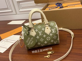 高仿原單LV M46118 牛油果綠 SPEEDY 20 手提包¥2,480.00