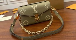 LV M23081 POCHETTE MÉTIS EAST WEST 高仿手袋¥2,480.00