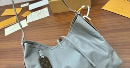 LV M12583 當季新款 CARRYALL DARK 中號一比一高仿手袋¥2,480.00