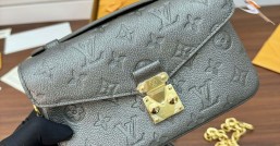LV原單包 M11998 Pochette Métis East West¥2,380.00