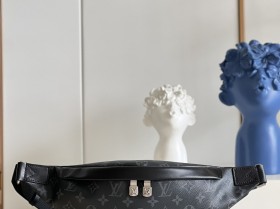 LV M46035 DISCOVERY 高仿原單小號腰包¥1480.00