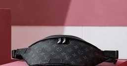 LV Discovery Bumbag PM M46035小號腰包繫列¥1,680.00