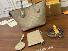 LV M21849 BLOSSOM 小號手袋¥2480.00