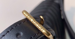 Louis Vuitton單肩背包斜挎包 LV腰包 Black New Wave Bum Bag M53750¥1,480.00