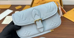 LV M83592 NANO DIANE 手袋