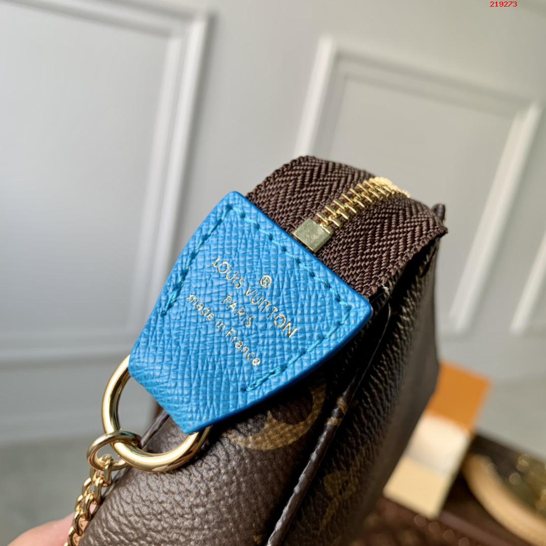 M81637藍色 Mini Pochette Accessoires 手拿包LV 路易斯·威登￥ 580-頂級1:1精品高仿包包香港台灣批發價格推薦微信哪裡買