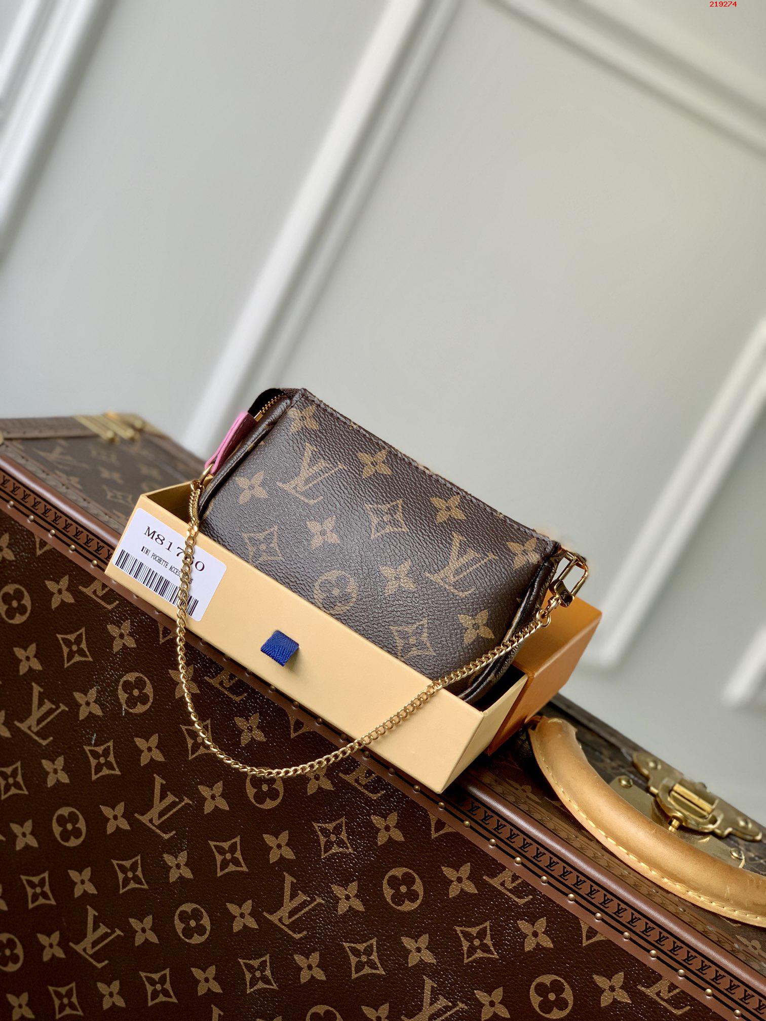 LV 路易斯·威登M81760粉色Mini Pochette Accessoires 手拿包￥ 580-頂級1:1精品高仿包包香港台灣批發價格推薦微信哪裡買