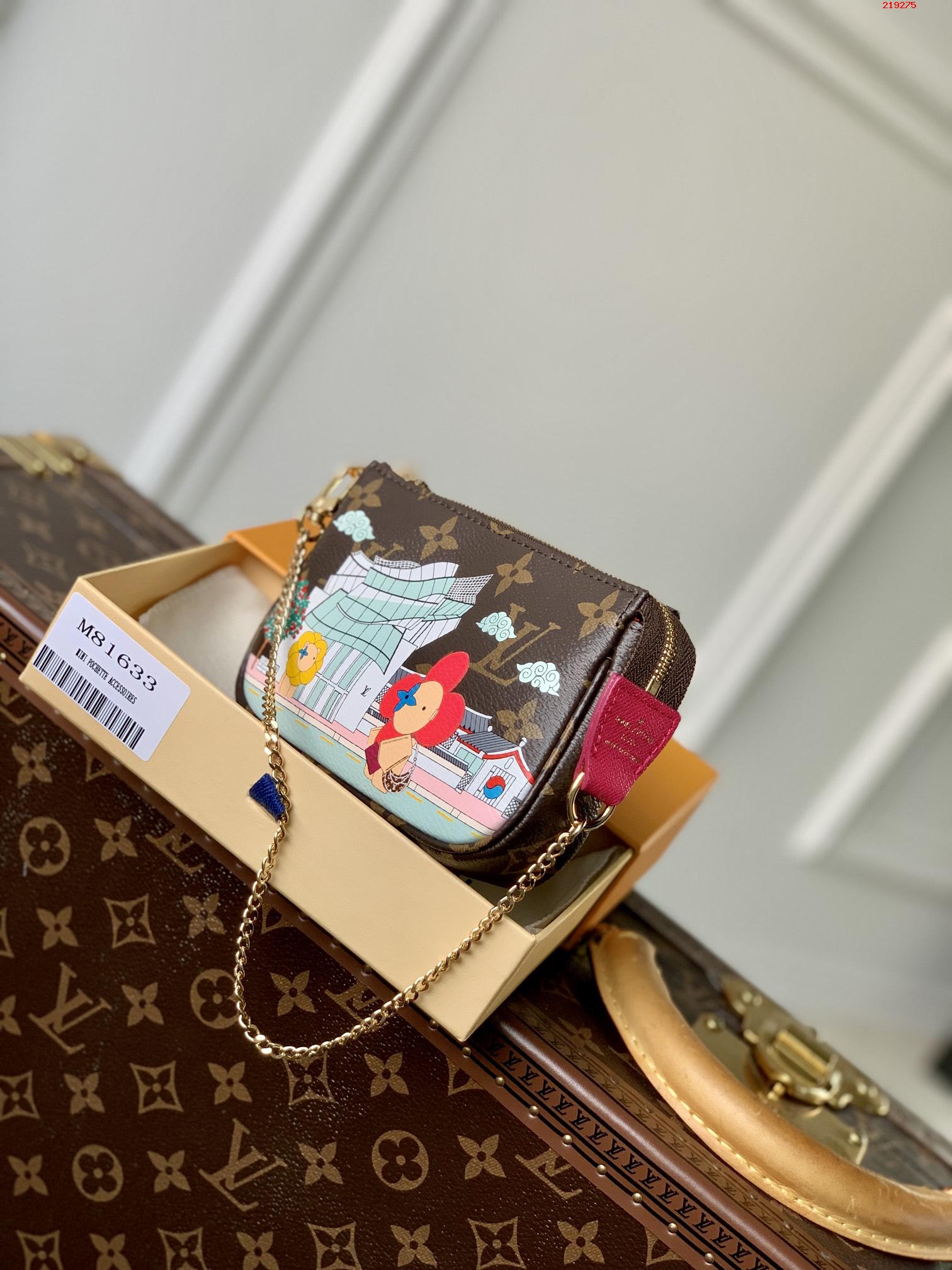 LV M81633玫紅Mini Pochette Accessoires 手拿包路易斯·威登￥580-頂級1:1精品高仿包包香港台灣批發價格推薦微信哪裡買