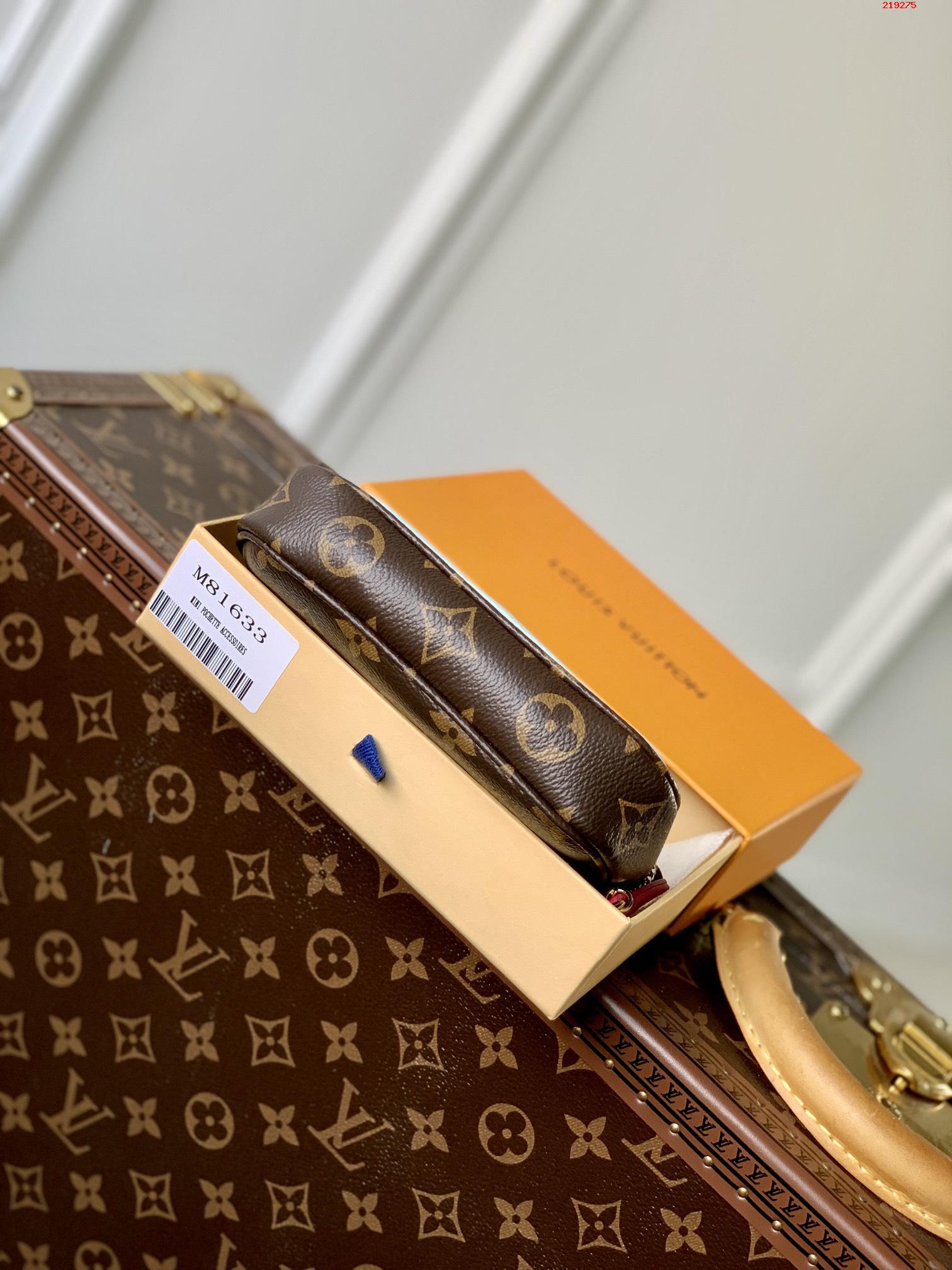 LV M81633玫紅Mini Pochette Accessoires 手拿包路易斯·威登￥580-頂級1:1精品高仿包包香港台灣批發價格推薦微信哪裡買