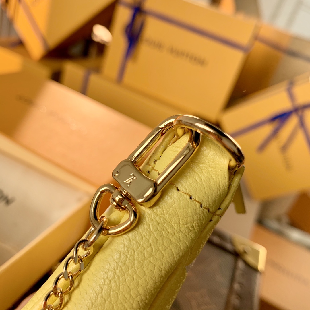 原單M46129 母親節特別款 Mini Pochette Accessoires 手拿包LV 路易斯·威登￥ 680-頂級1:1精品高仿包包香港台灣批發價格推薦微信哪裡買