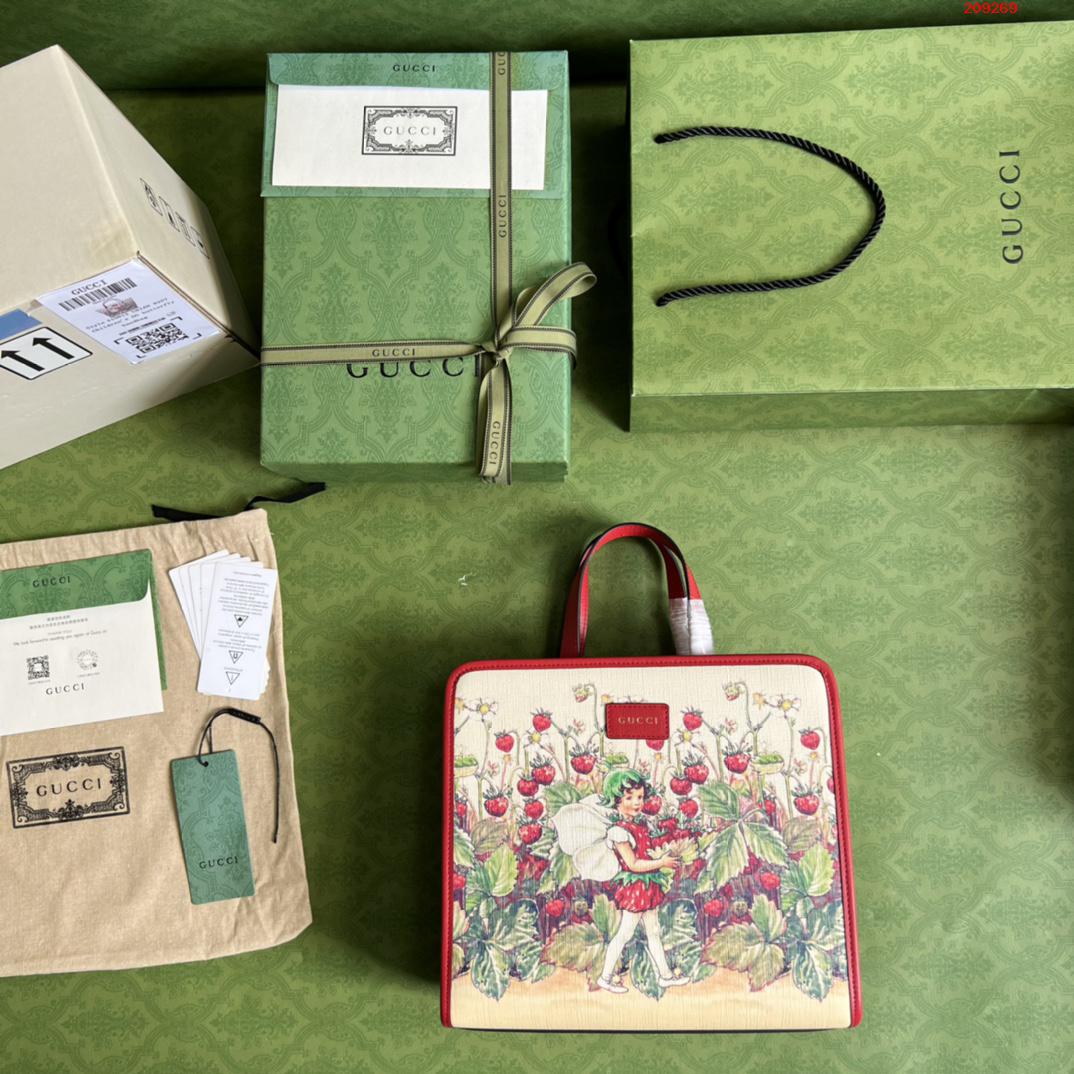GUCCI 古奇紅色裝飾 Gucci皮革logo標簽Fredrick Warne的草莓仙女印花￥ 720-頂級1:1精品高仿包包香港台灣批發價格推薦微信哪裡買
