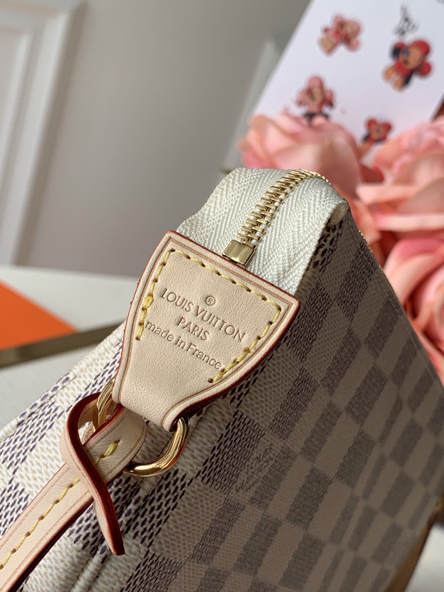 LV 路易斯·威登原單 N41207白格 帆佈制成的一款小巧輕便的手袋￥ 780-頂級1:1精品高仿包包香港台灣批發價格推薦微信哪裡買