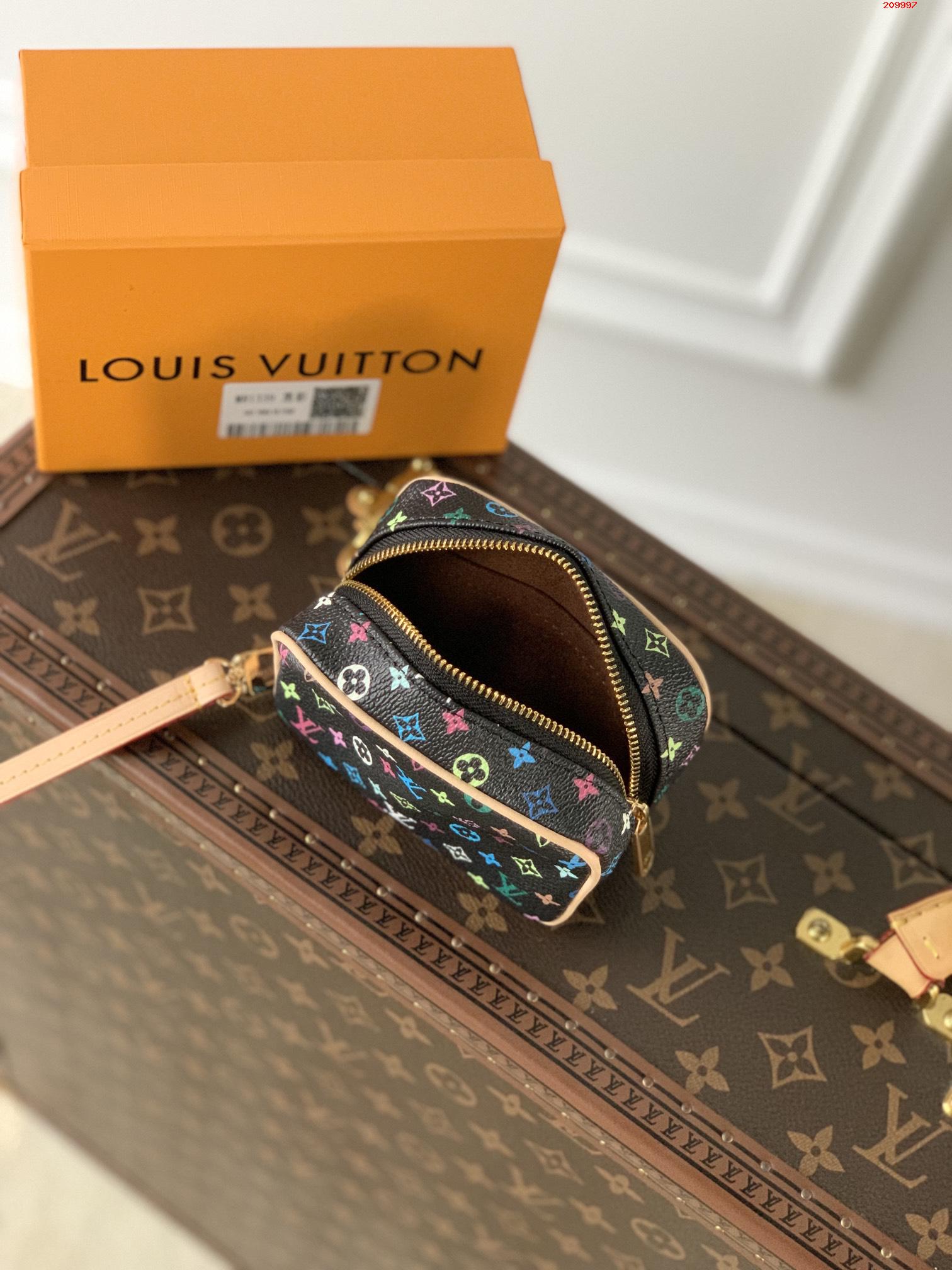 LV 原單M81339黑彩化妝包 Spring in the City膠囊繫列路易斯·威登￥ 780-頂級1:1精品高仿包包香港台灣批發價格推薦微信哪裡買