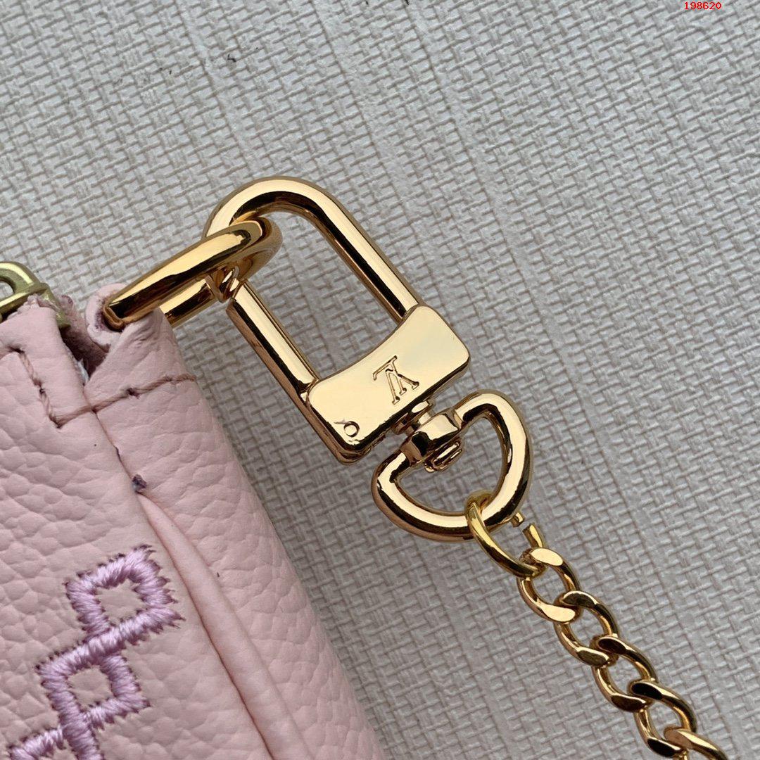 原單M81140 Mini Pochette Accessoires 手拿包LV 路易斯·威登￥ 880-頂級1:1精品高仿包包香港台灣批發價格推薦微信哪裡買