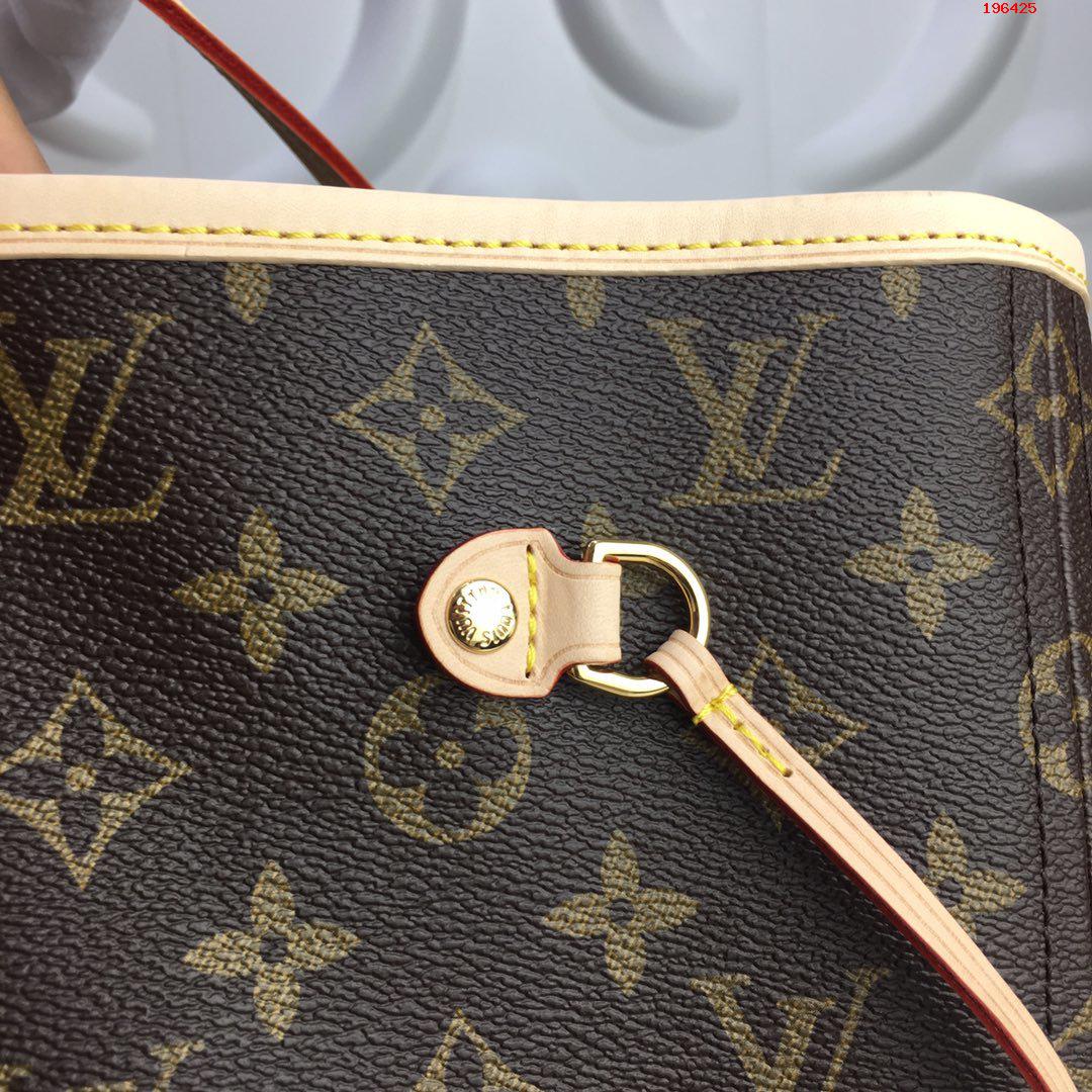 路易威登全新演繹 Neverfull 經典手袋 探索袋內精致細節LV 路易斯·威登￥ 880-頂級1:1精品高仿包包香港台灣批發價格推薦微信哪裡買