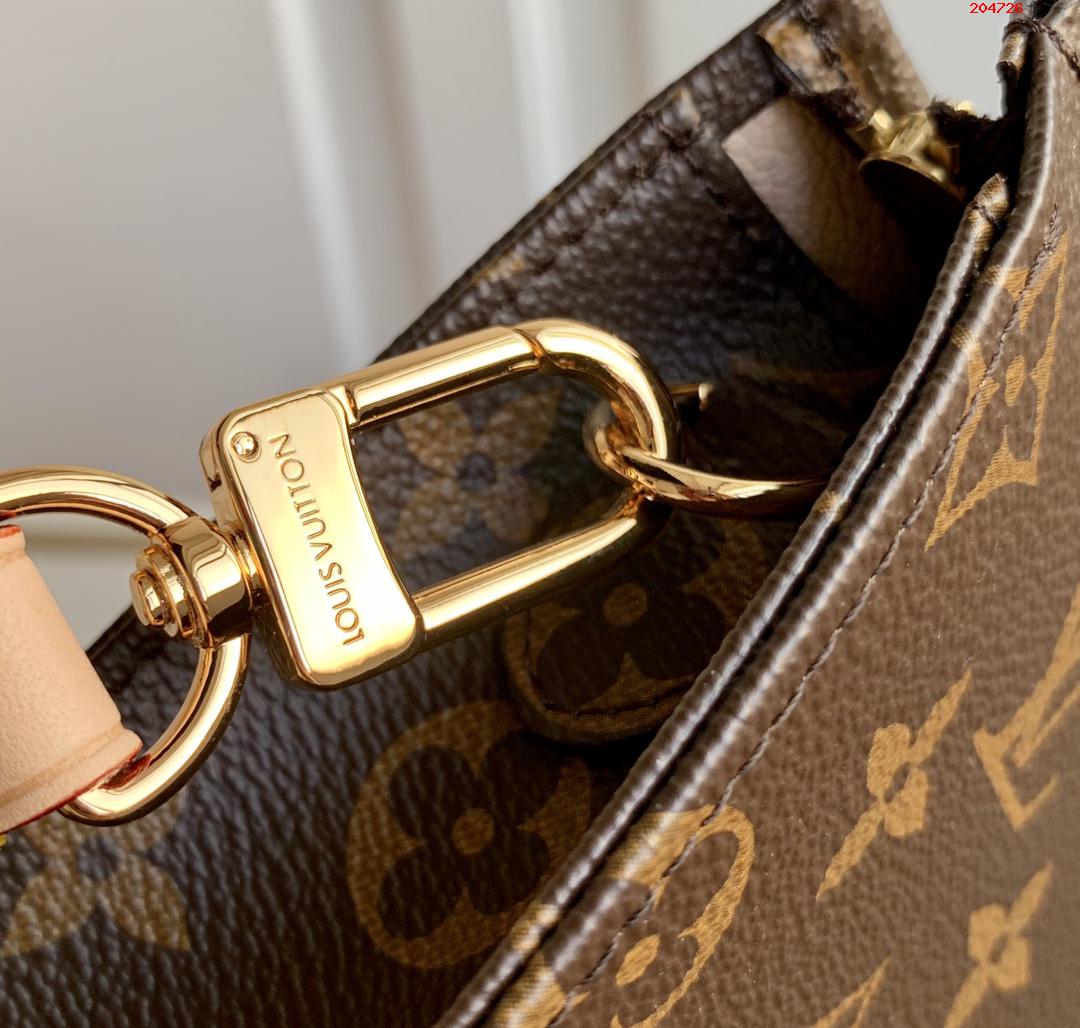 原單M47542粉色 斜挎包內部空間寬敞LV 路易斯·威登￥ 980-頂級1:1精品高仿包包香港台灣批發價格推薦微信哪裡買