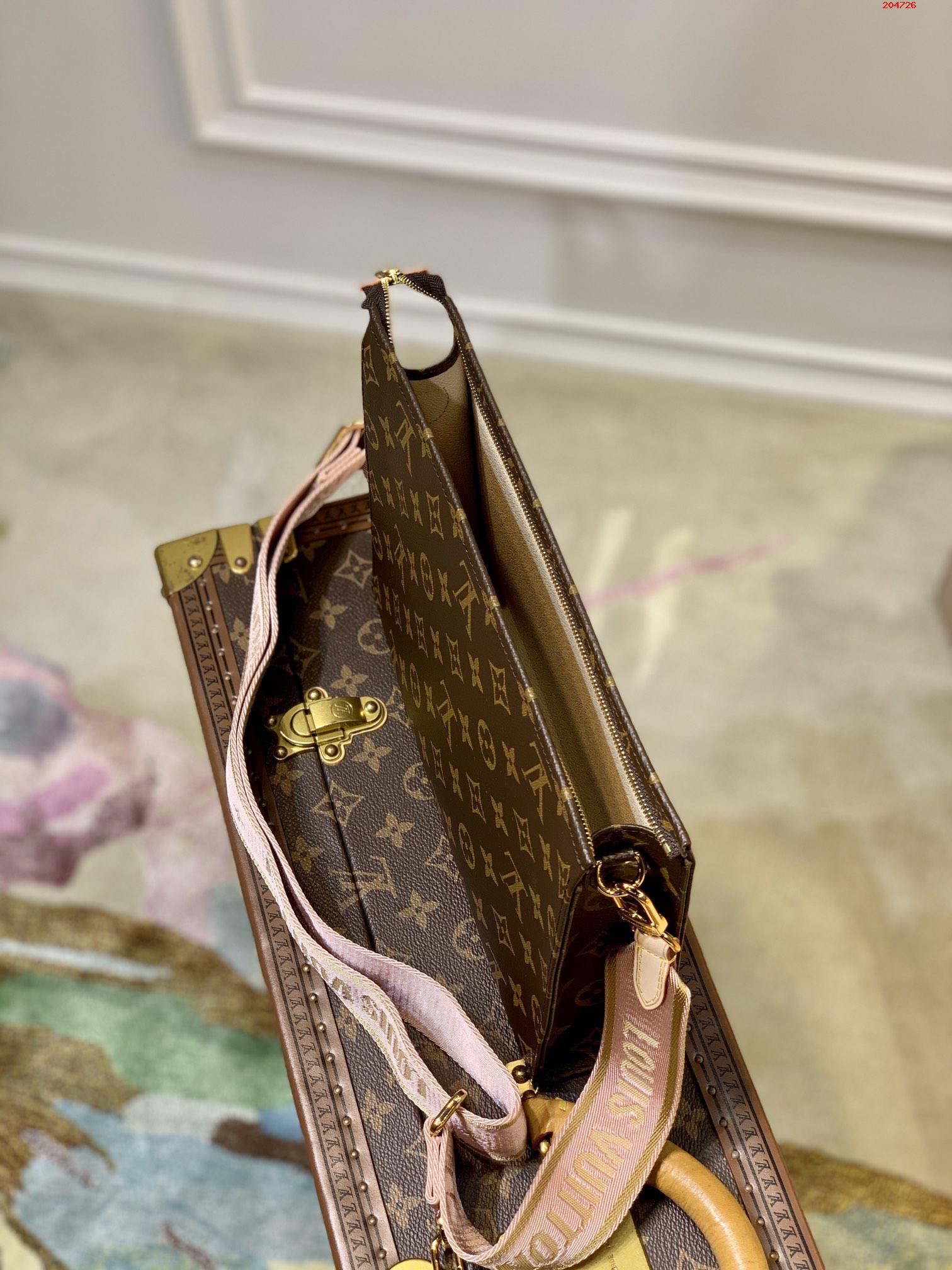 原單M47542粉色 斜挎包內部空間寬敞LV 路易斯·威登￥ 980-頂級1:1精品高仿包包香港台灣批發價格推薦微信哪裡買