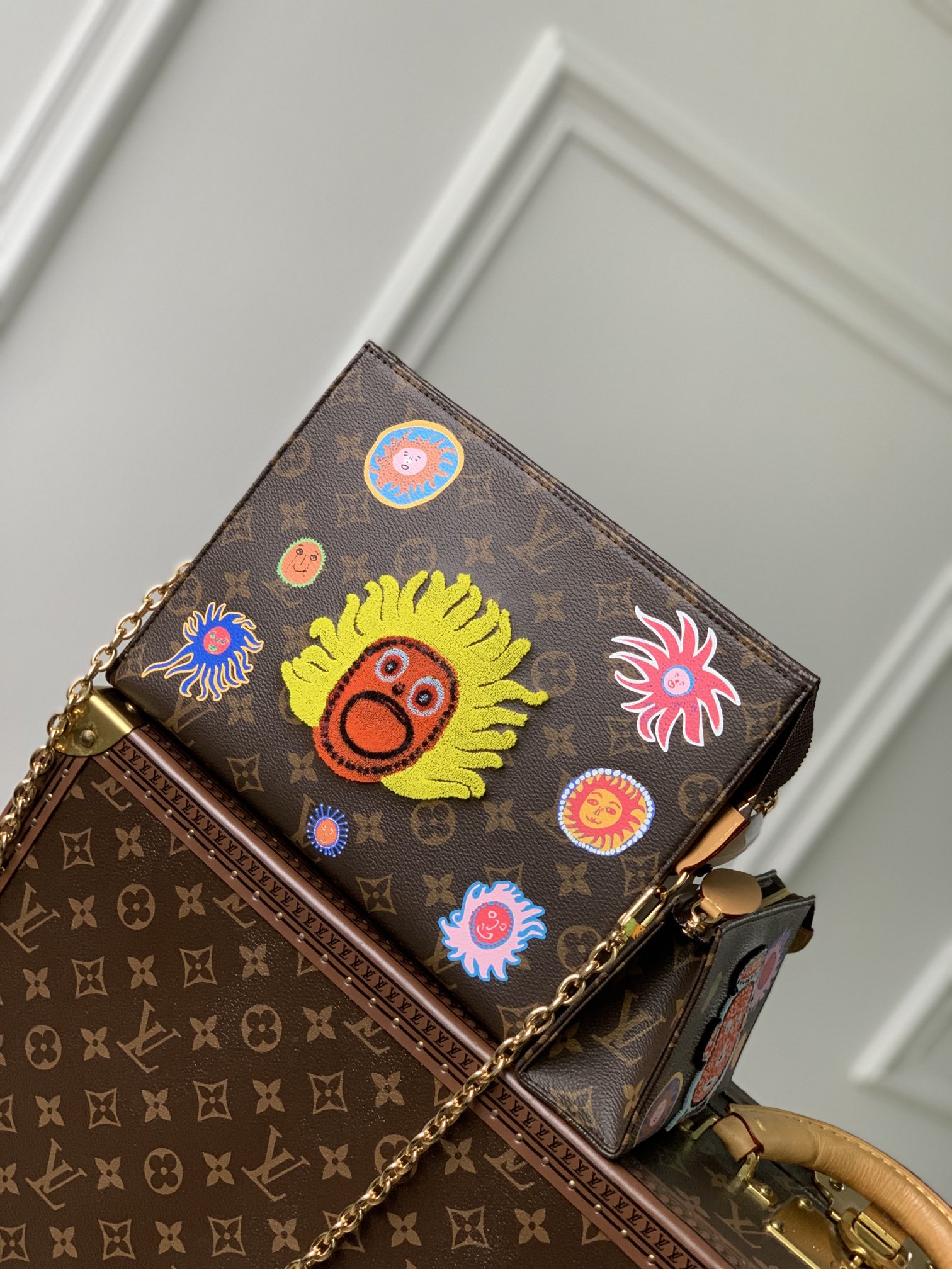 M81982剌繡 CHAIN LV手袋 路易斯·威登￥1480-頂級1:1精品高仿包包香港台灣批發價格推薦微信哪裡買