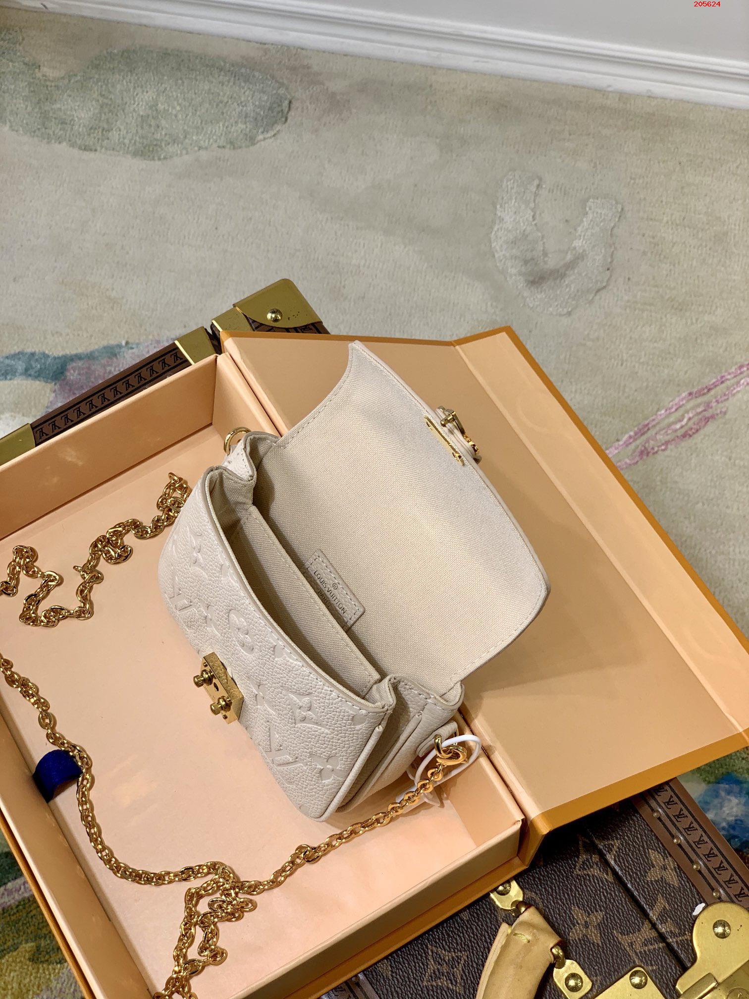 LV 路易斯·威登原單M81390灰色 本款 Micro Métis 鏈條包￥1480-頂級1:1精品高仿包包香港台灣批發價格推薦微信哪裡買