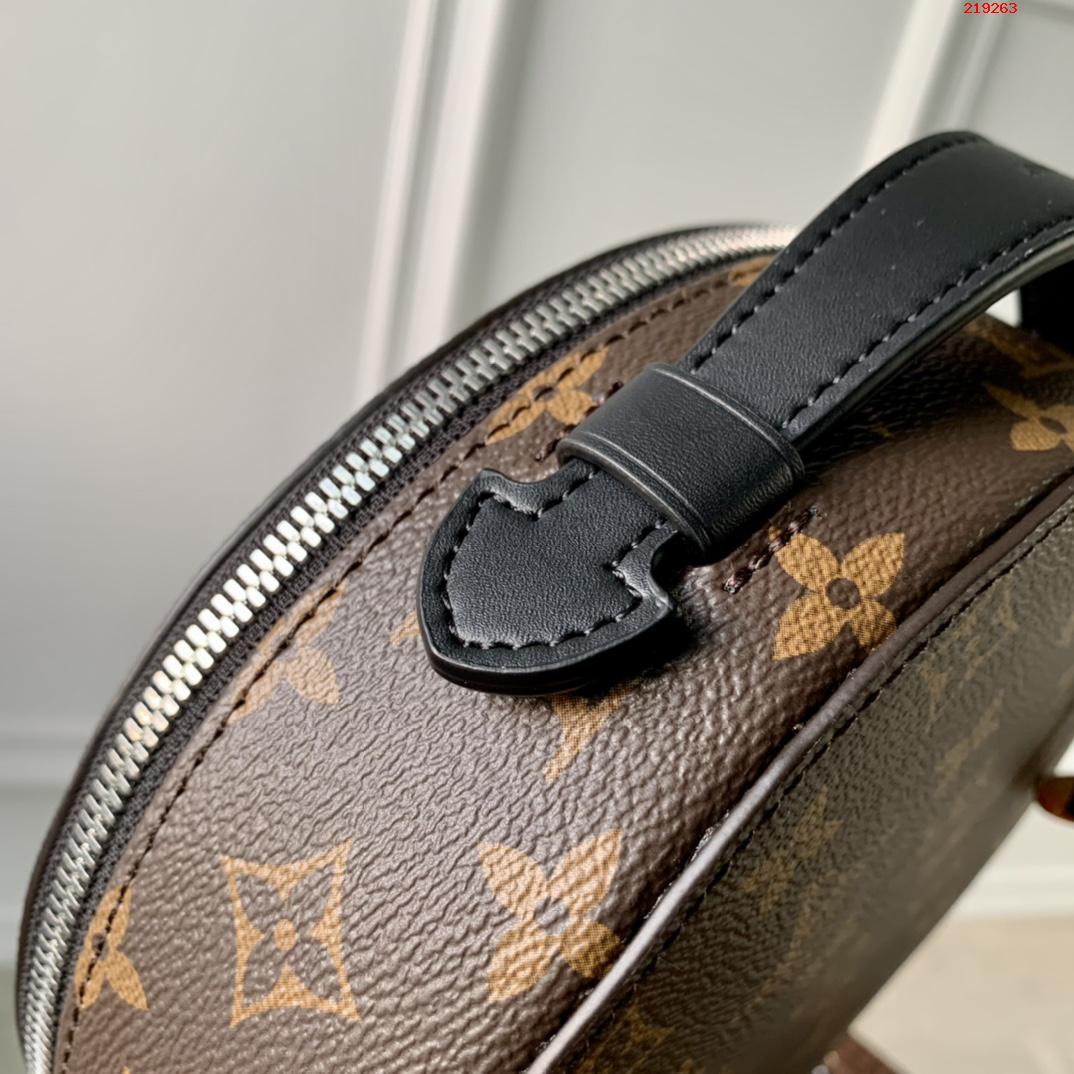 LV老花黑皮銀色肩帶圓盒耳機包盒子包 路易斯·威登￥1280-頂級1:1精品高仿包包香港台灣批發價格推薦微信哪裡買