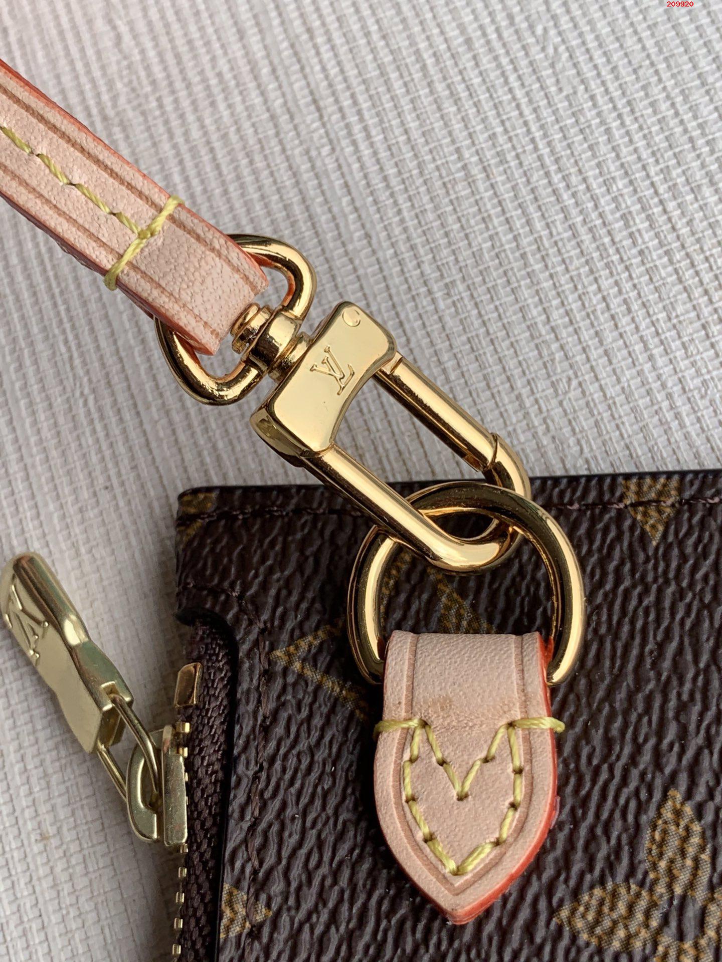 原單 NEVERFULL 小號購物袋 M41000杏裏 Neverfull 小號手提包LV 路易斯·威登￥1480-頂級1:1精品高仿包包香港台灣批發價格推薦微信哪裡買