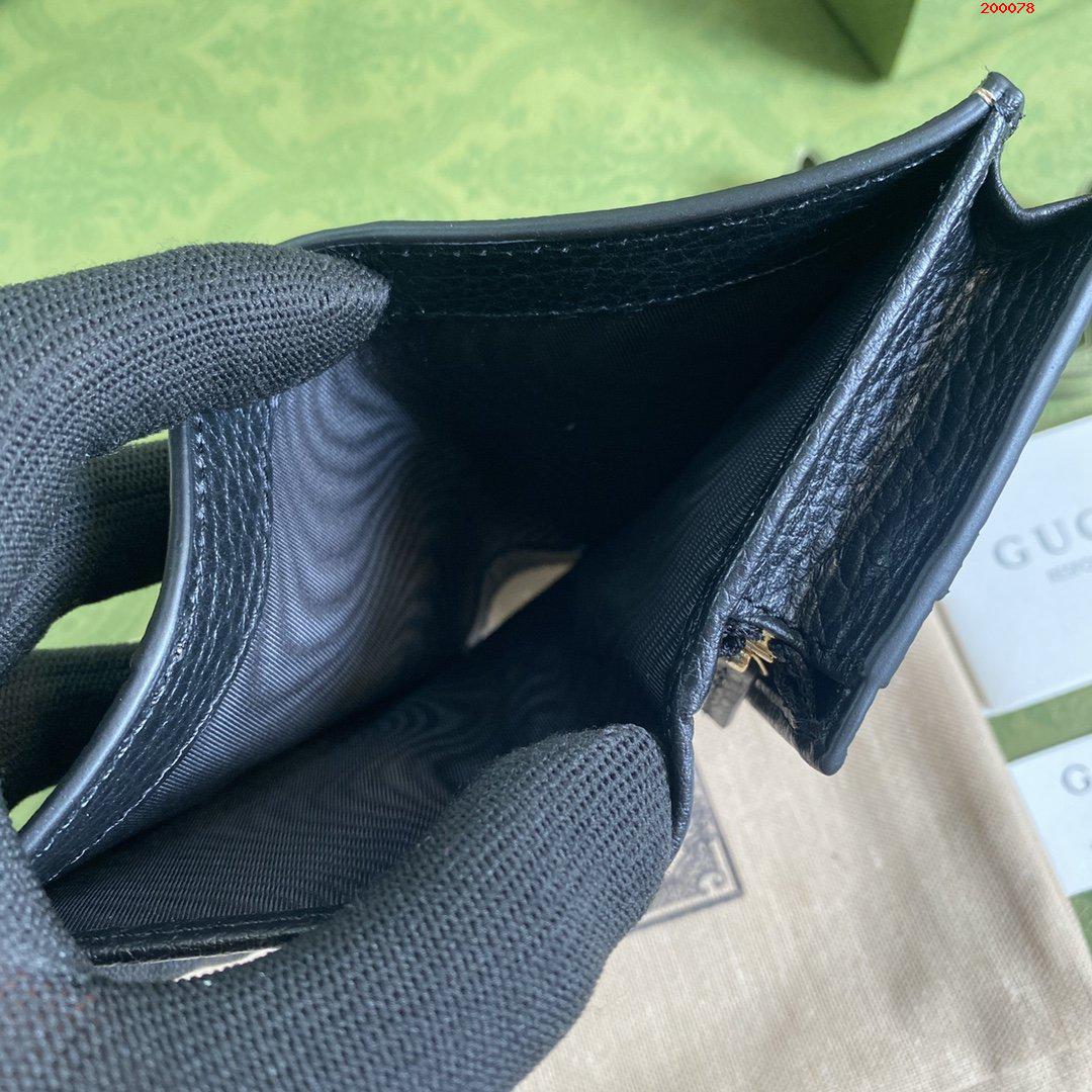 古奇GG Marmont繫列全球達人必備的百搭單品 超級贊 型號 658610GUUCCCI ￥880-頂級1:1精品高仿包包香港台灣批發價格推薦微信哪裡買