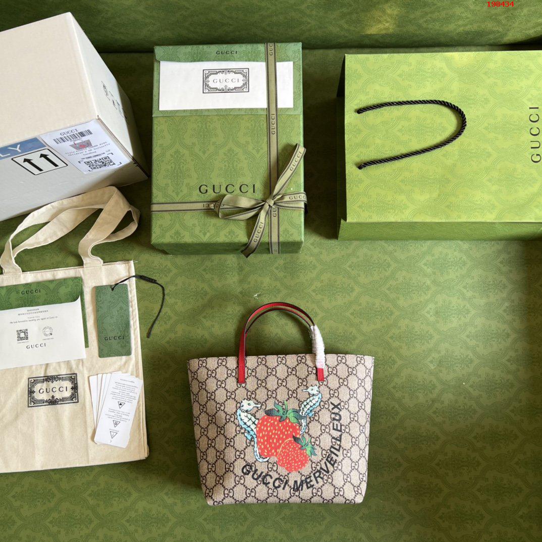 賣萌兒童包GUUCCCI型號 410812尺寸 21*20*10cm 古奇￥880-頂級1:1精品高仿包包香港台灣批發價格推薦微信哪裡買