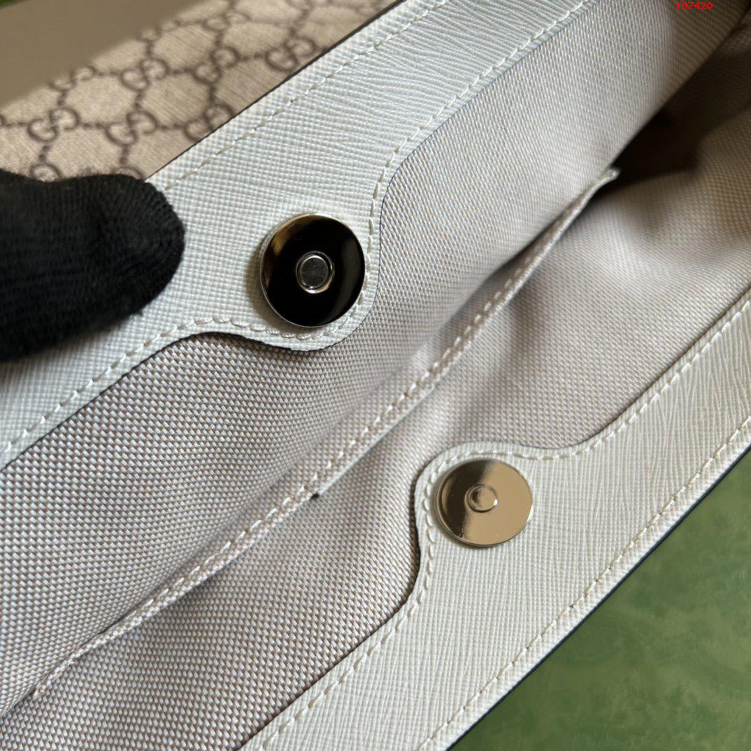 大人小孩拎都是回頭率很高的兒童包GUUCCCI 古奇￥880-頂級1:1精品高仿包包香港台灣批發價格推薦微信哪裡買