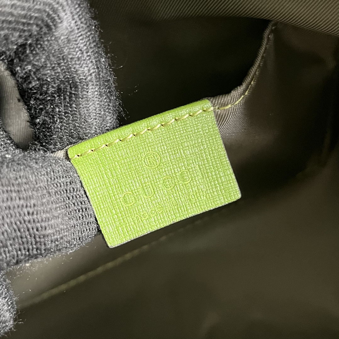 型號 410812尺寸 21*20*10cm 顏色 綠色 三貓印花GUUCCCI古奇￥880-頂級1:1精品高仿包包香港台灣批發價格推薦微信哪裡買