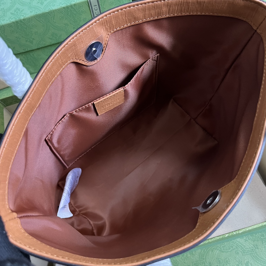 GUUCCCI型號 410812尺寸 21*20*10cm 顏色 棕色 貓咪印花 古奇￥880-頂級1:1精品高仿包包香港台灣批發價格推薦微信哪裡買