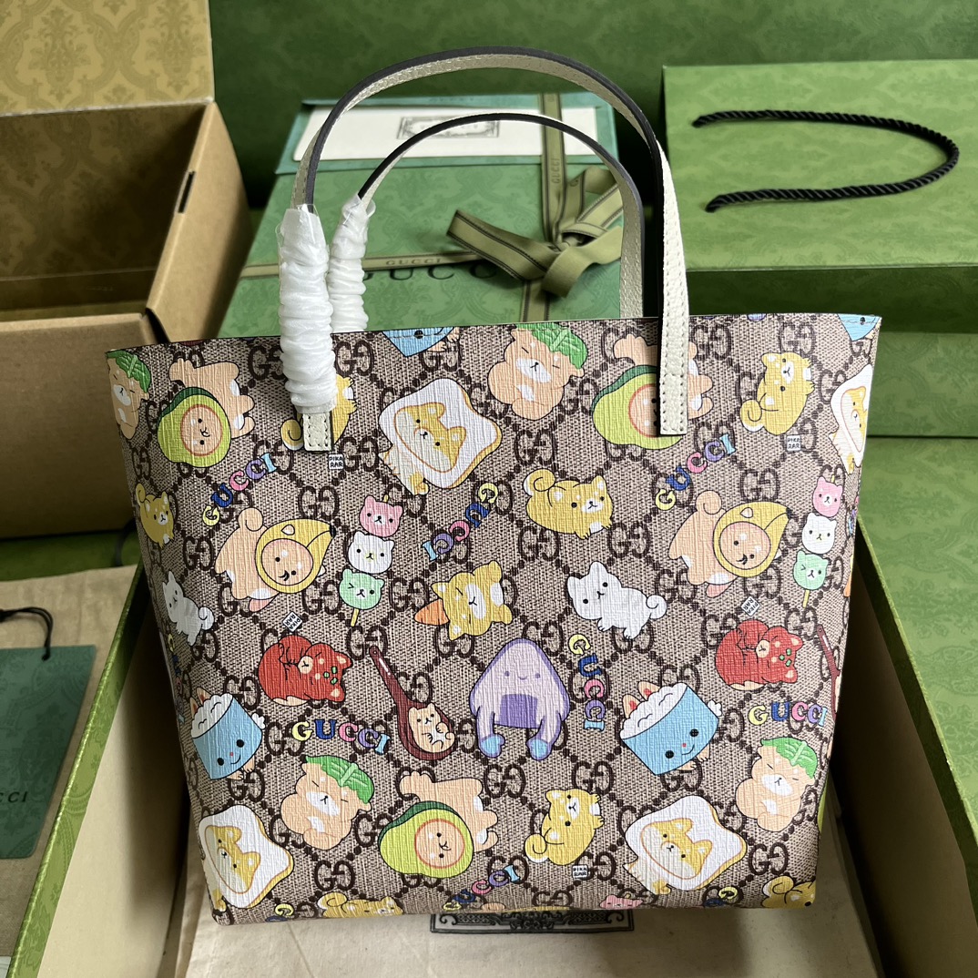 型號 410812尺寸 21*20*10cm 顏色 白色 動物圖案pvc兒童包GUUCCCI <a href=