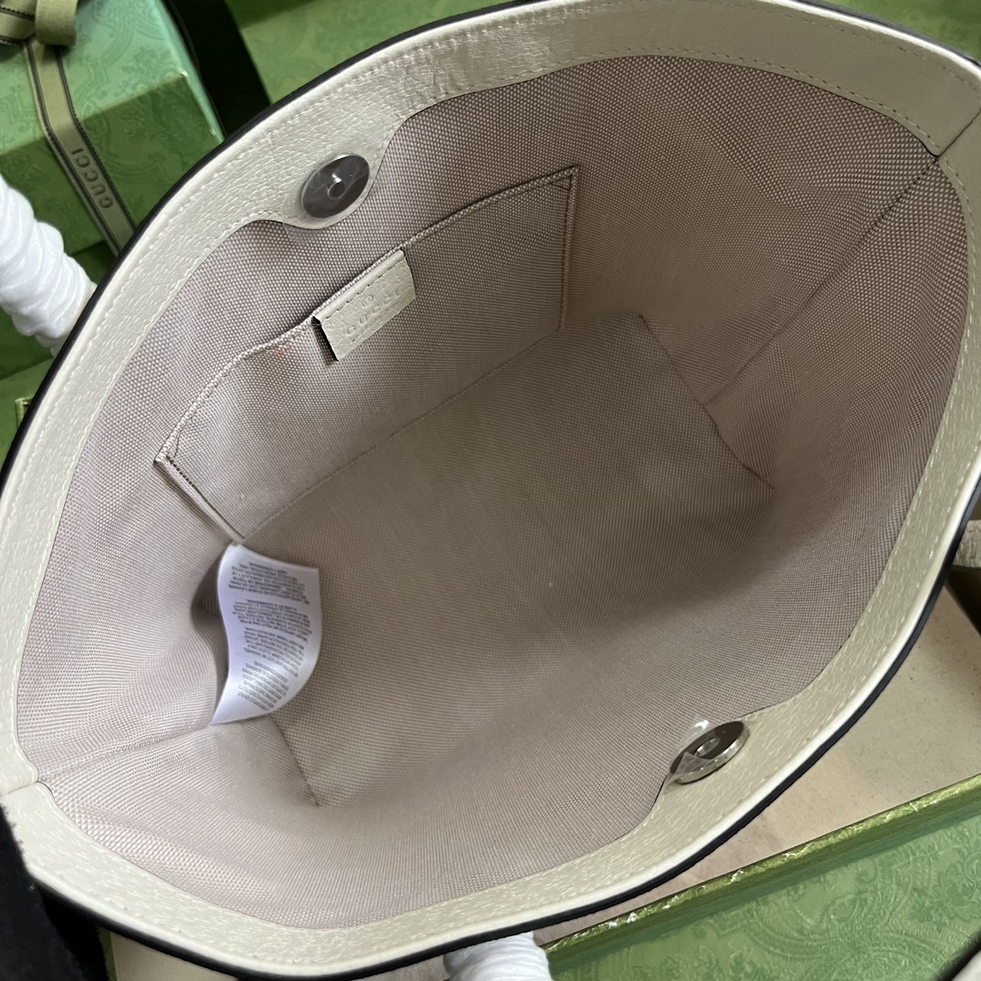 型號 410812尺寸 21*20*10cm 顏色 白色 動物圖案pvc兒童包GUUCCCI 古奇￥880-頂級1:1精品高仿包包香港台灣批發價格推薦微信哪裡買