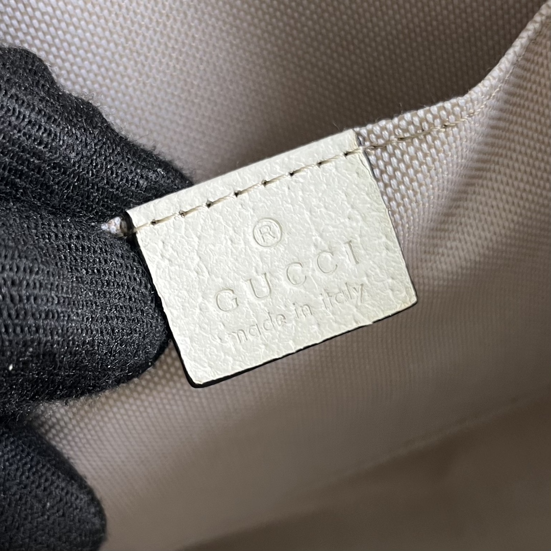 型號 410812尺寸 21*20*10cm 顏色 白色 動物圖案pvc兒童包GUUCCCI 古奇￥880-頂級1:1精品高仿包包香港台灣批發價格推薦微信哪裡買