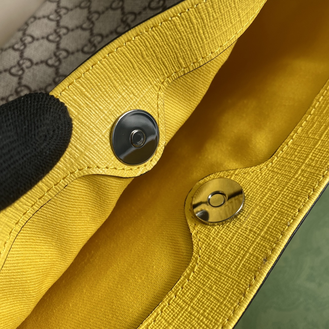 GUUCCCI 古奇兒童包型號 410812尺寸 21*20*10cm顏色 二香蕉￥880-頂級1:1精品高仿包包香港台灣批發價格推薦微信哪裡買