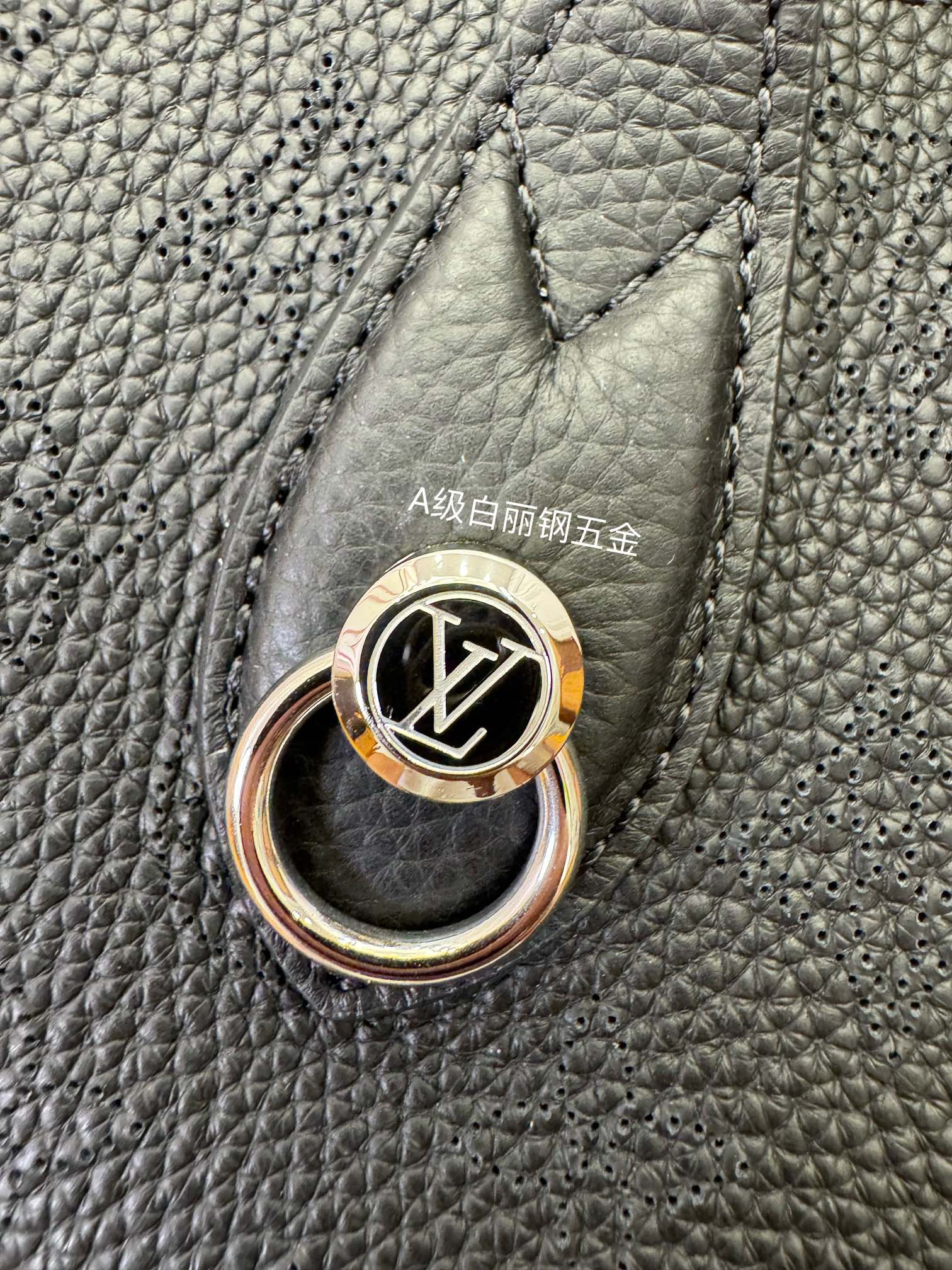 LV M21848 BLOSSOM 小號手袋¥2,260.00-頂級1:1精品高仿包包香港台灣批發價格推薦微信哪裡買